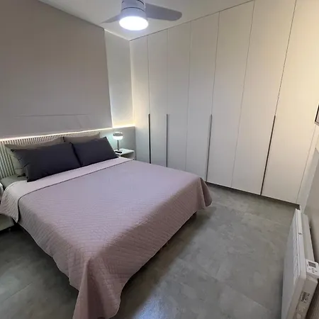 Johnny's Luxury Getaway *