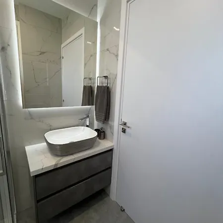 Johnny's Luxury Getaway דירה *