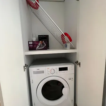 Johnny's Luxury Getaway * Strovolos